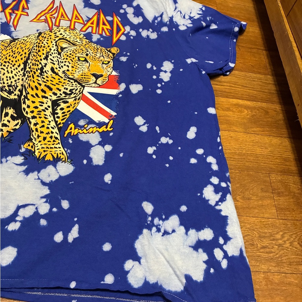Def Leppard Blue and White Men’s or Women’s Unisex Graphic T-Shirt Size 2XL - Picture 4 of 7